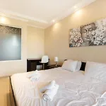 Beautiful, Spacious 3br With Private Balcony With 360 Estates Апартаменты *