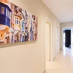 Beautiful, Spacious 3br With Private Balcony With 360 Estates