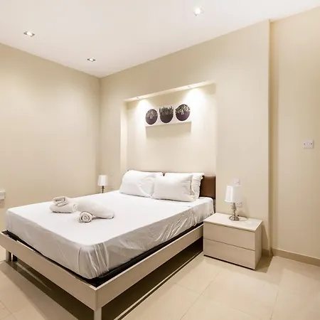 Beautiful, Spacious 3br With Private Balcony With 360 Estates شقة *