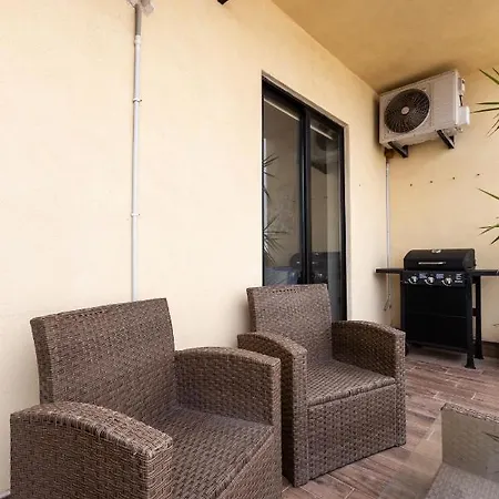 Beautiful, Spacious 3br With Private Balcony With 360 Estates شقة *